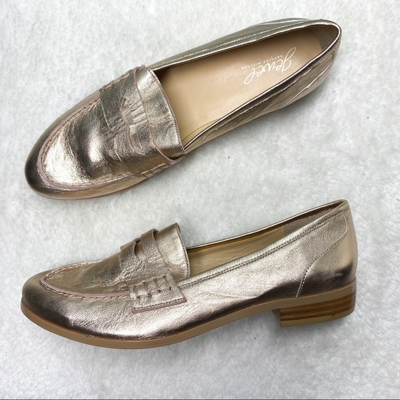 Jewel by Badgley Mischka Bronze Loafers 6 - Picture 1 of 5